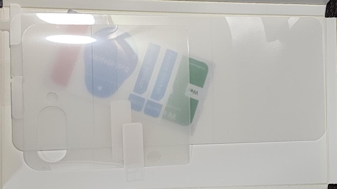 Motorola razr 50 サンドクリーム　12GB 512GB