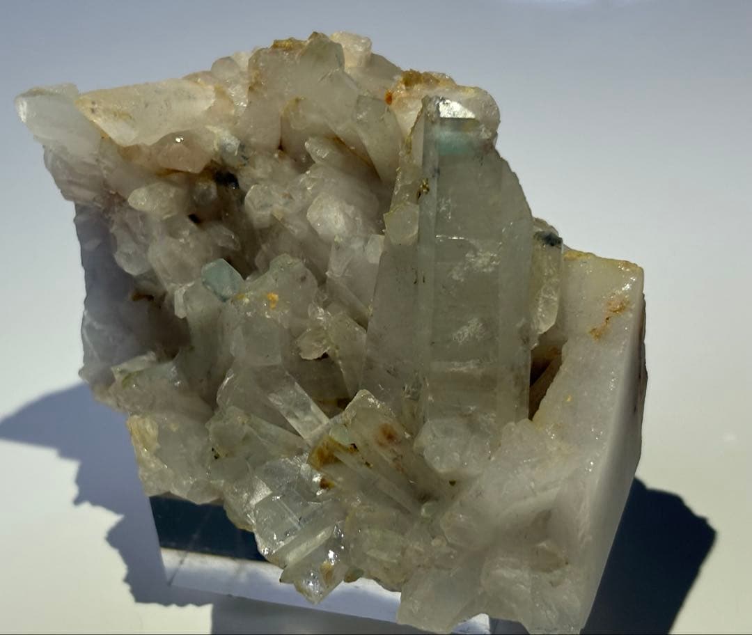 アホー石　アホイト　アホアイト　大きな水晶クラスター　メッシーナ産　天使の石