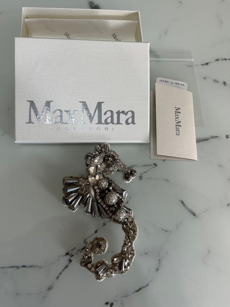 激レア max mara ブローチ シルバー クリスタル タツノオトシゴ ベア