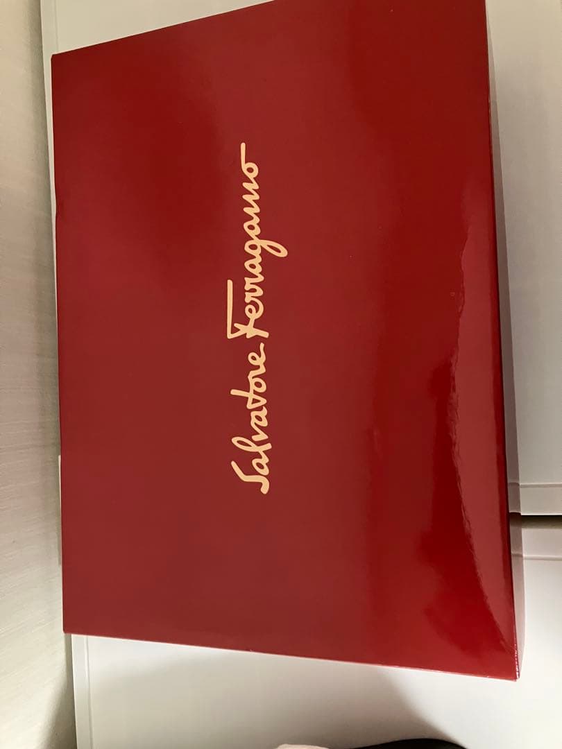 新品未使用　フェラガモ　ショルダーバッグ　AQ-217203