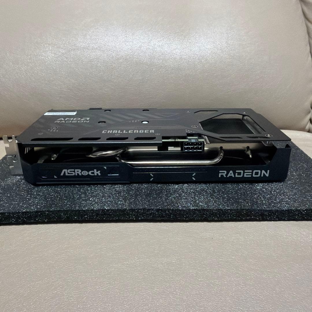 グラフィックボード・グラボ・ビデオカード ASRock Radeon RX 9060 XT 16GB