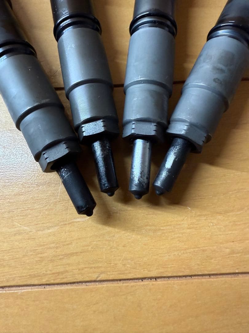 ハイエース　1KD インジェクター　23670-30440