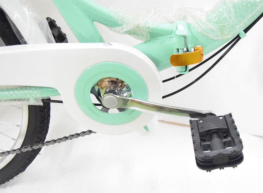 新品送料無料 折りたたみ自転車6段変速２４インチミニベロママチャリカゴ付折り畳み