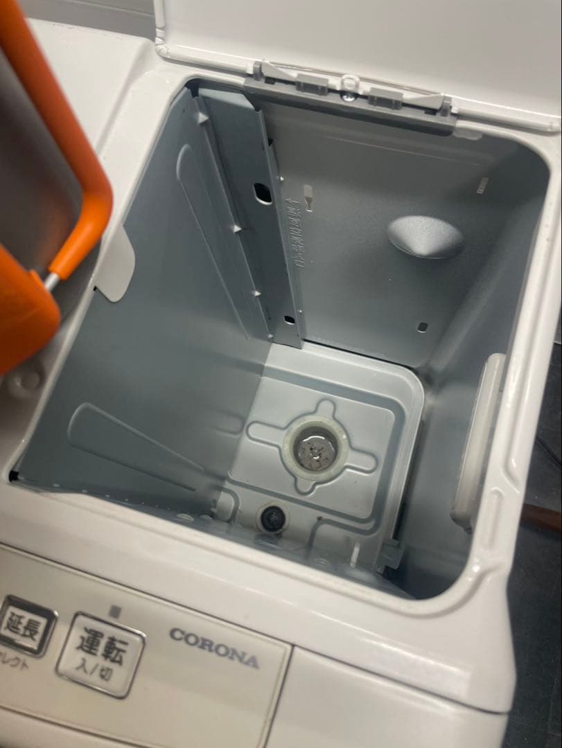 ハイグレードモデル　CORONA 石油ファンヒーター 2019年製