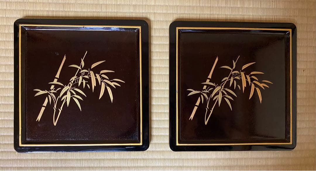 漆器 重箱 4段 菊蒔絵　エコメルカリ便指定して下さい。