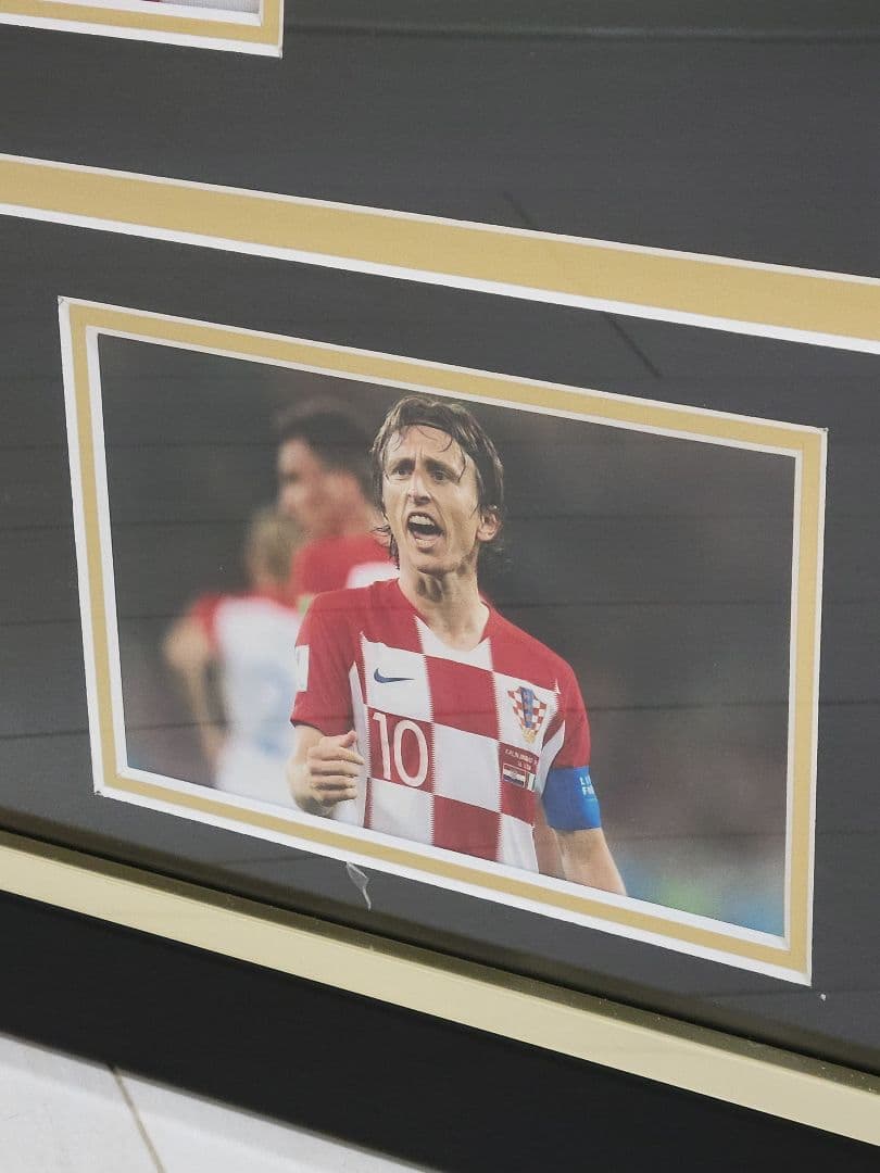 モドリッチ 直筆 サイン入り ユニフォーム ICONS クロアチア代表 正規品