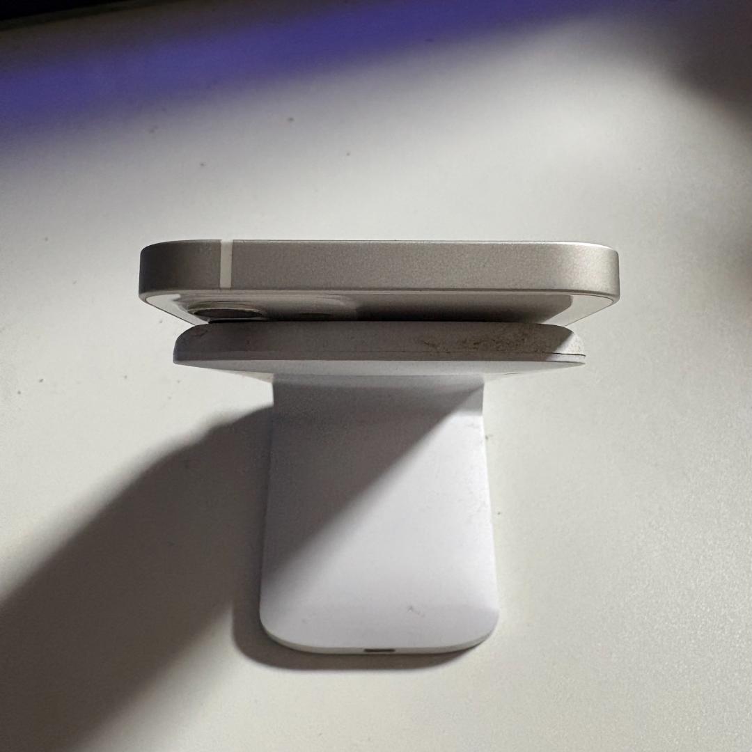 iPhone 12 ホワイト 64GB ケース付き