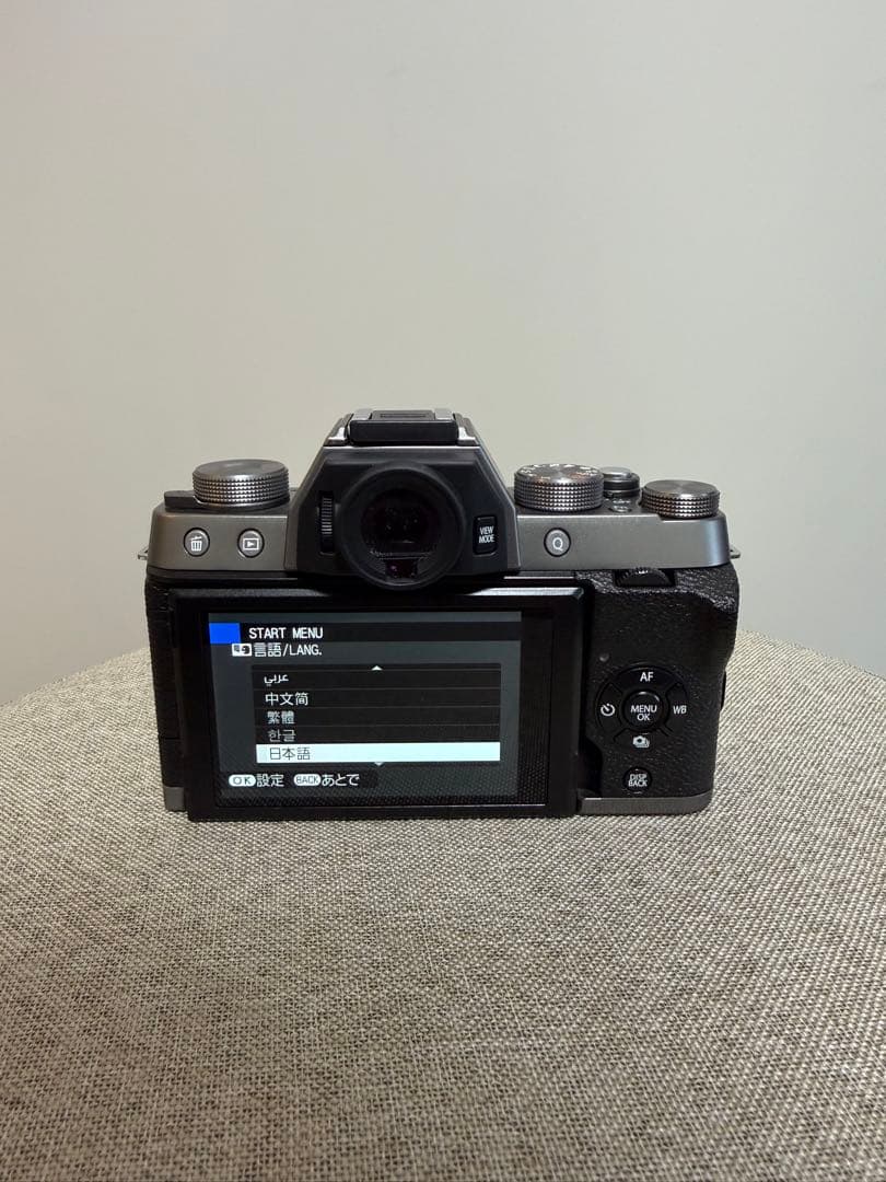 FUJIFILM X-T100 ミラーレスカメラ　ダブルレンズズームキット