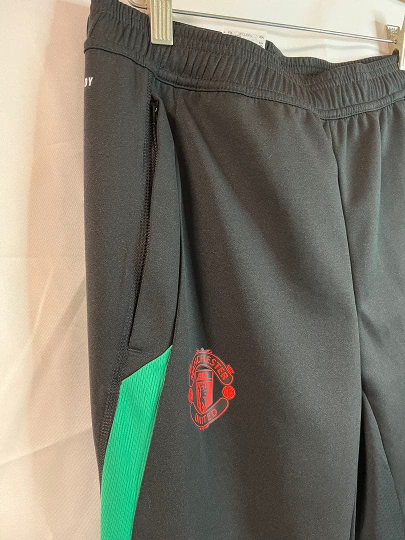 【新品未使用】adidas アディダス　マンチェスターユナイテッド　セットアップ