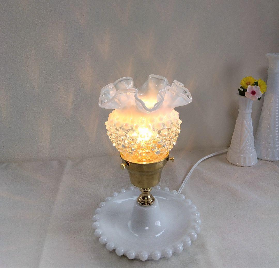 VTG フェントン フレンチ オパールセント ホブネイル ランプ