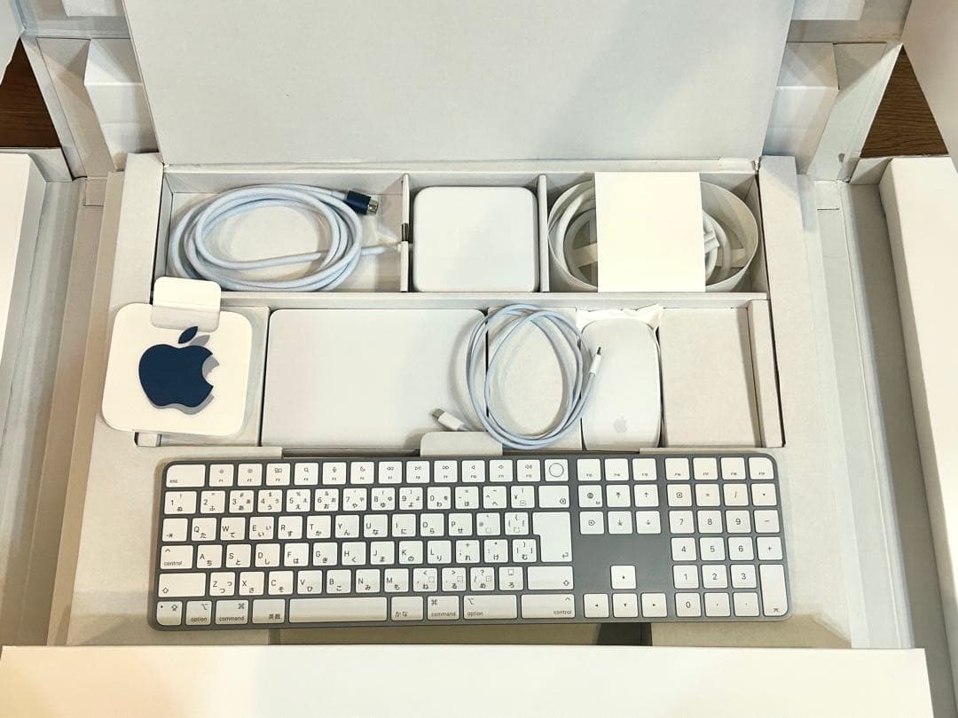 iMac 24inch ブルー