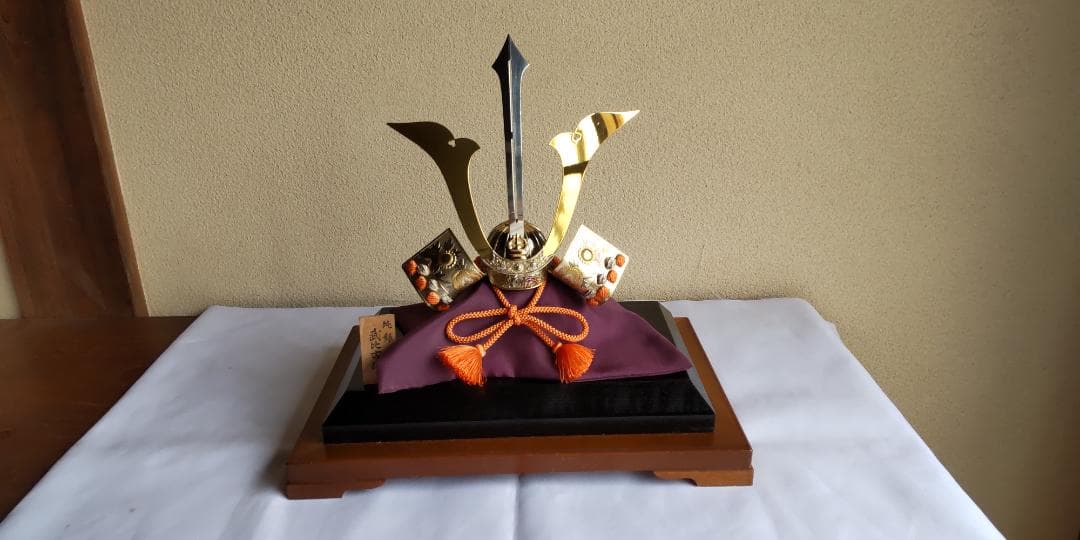 兜 剣付置物 剣付き 純銀 3号 金銀工芸家・伝統工芸士 武比古作