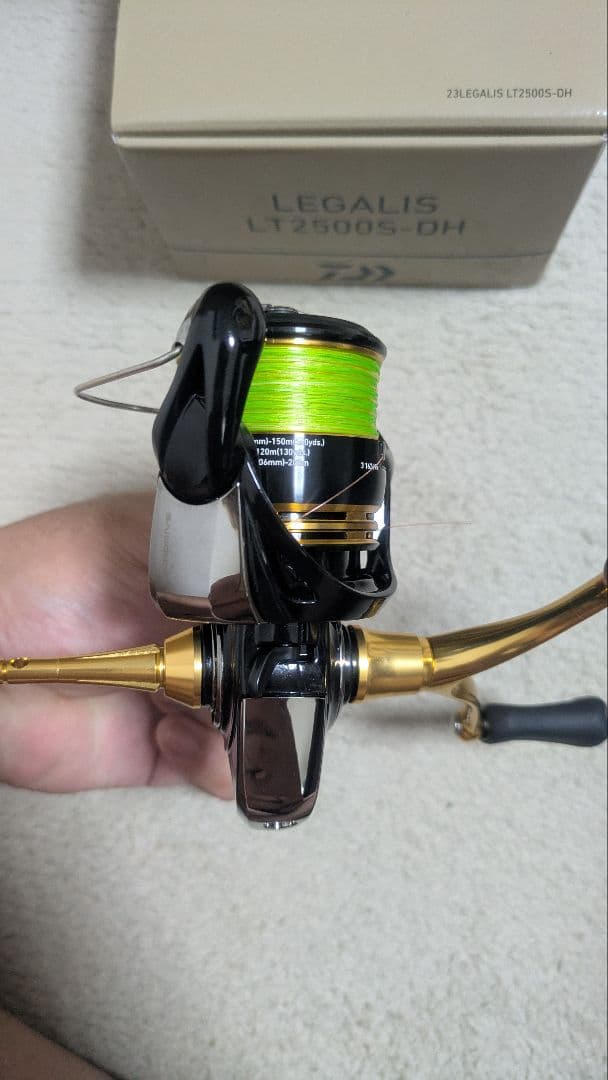 【新品同様】DAIWA 23レガリス LT2500S-DH