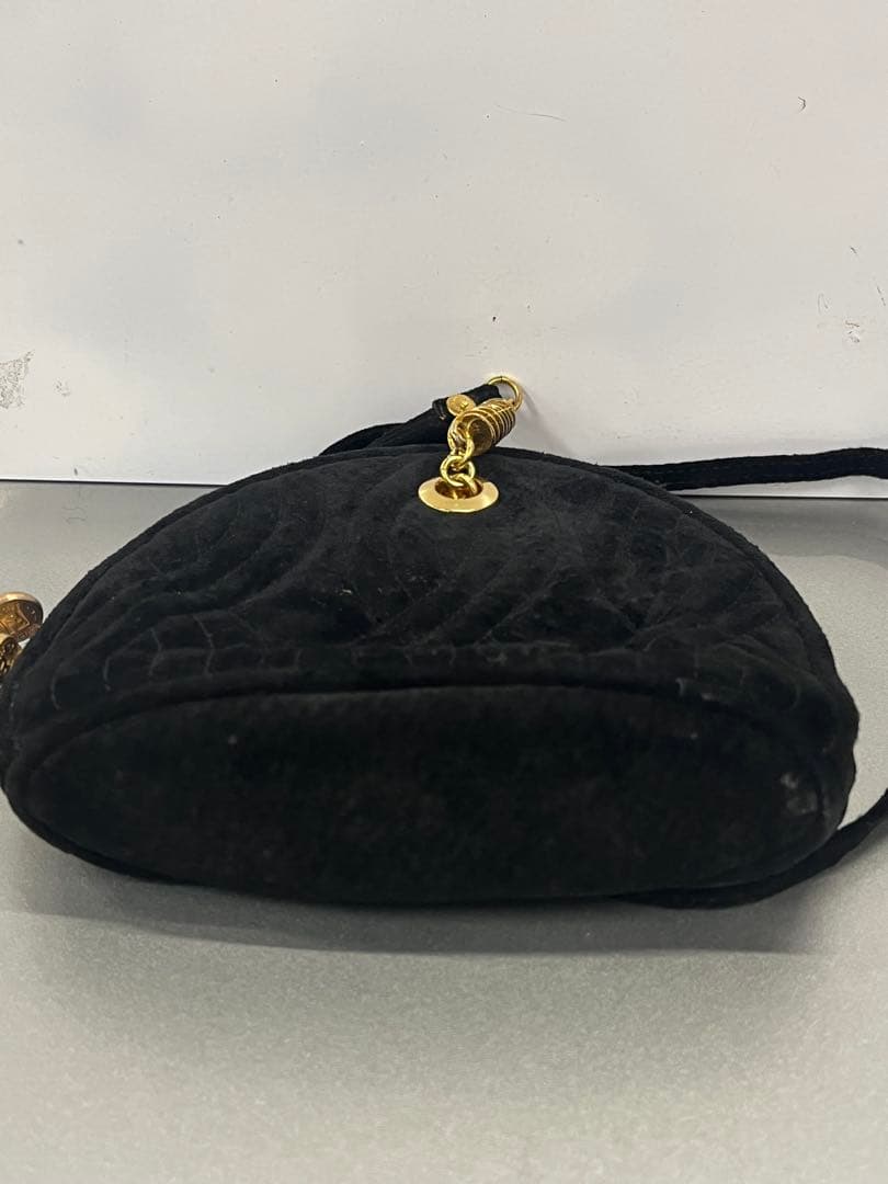 FENDI ショルダーバッグ　黒