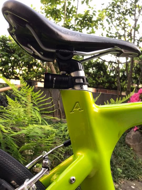 アベニュー　クロスバイク　オランダ製