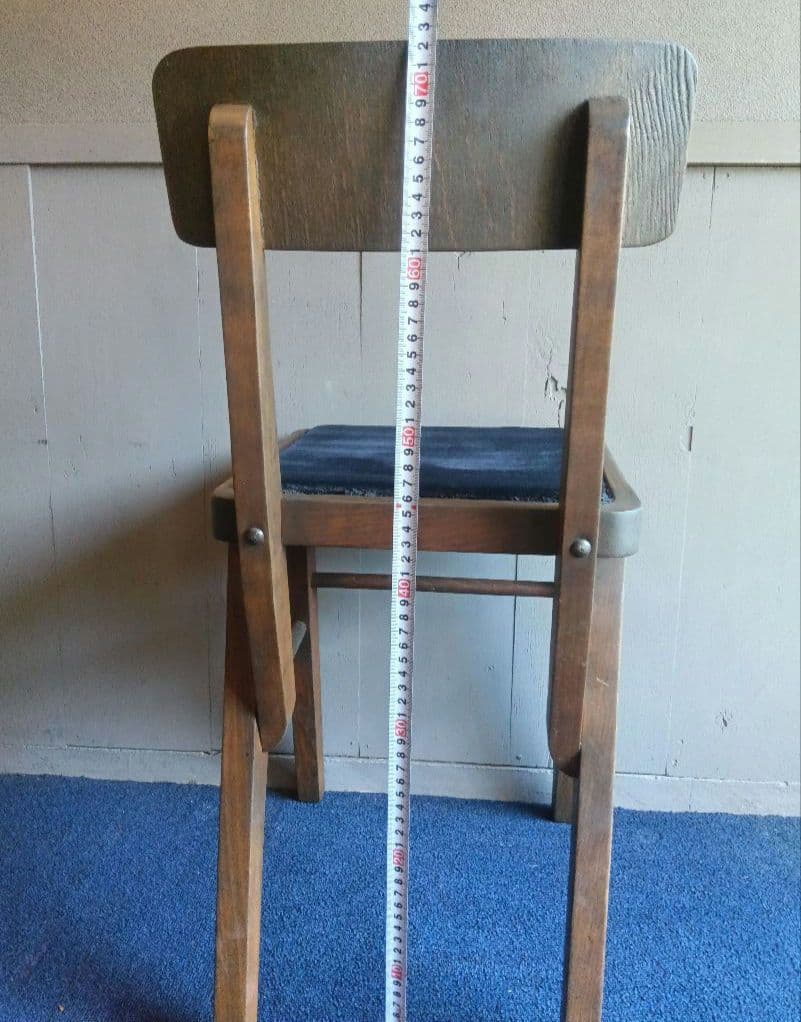 木製子供用チェア 直線的デザイン　ヴィンテージ　レトロ