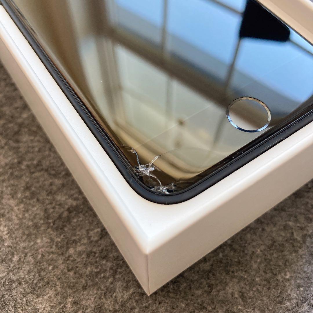 iPhone SE (第2世代) SIMフリー 128GB ブラック