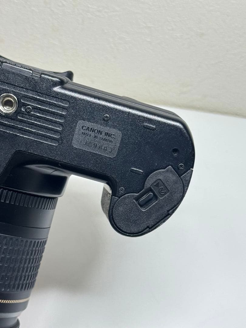 Canon EOS Kiss フィルム一眼レフカメラ 本体 28-80mm