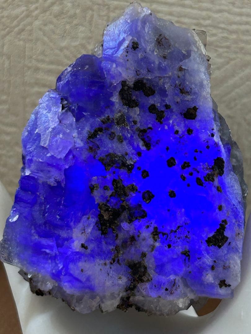 モロッコ産 ブルーフローライト × レッドクォーツパイライト共生 原石