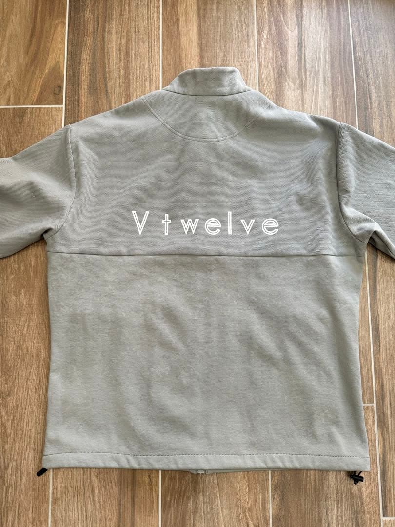 V TWELVE モスグリーン　セットアップ