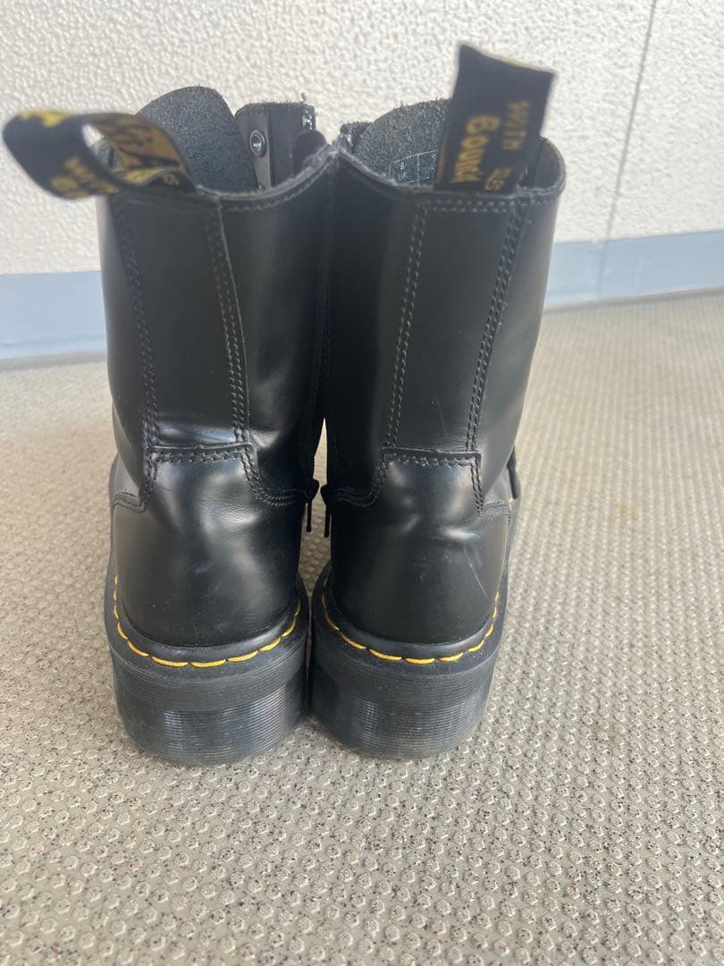 【美品】ドクターマーチン JADON8ホール ブーツ 厚底