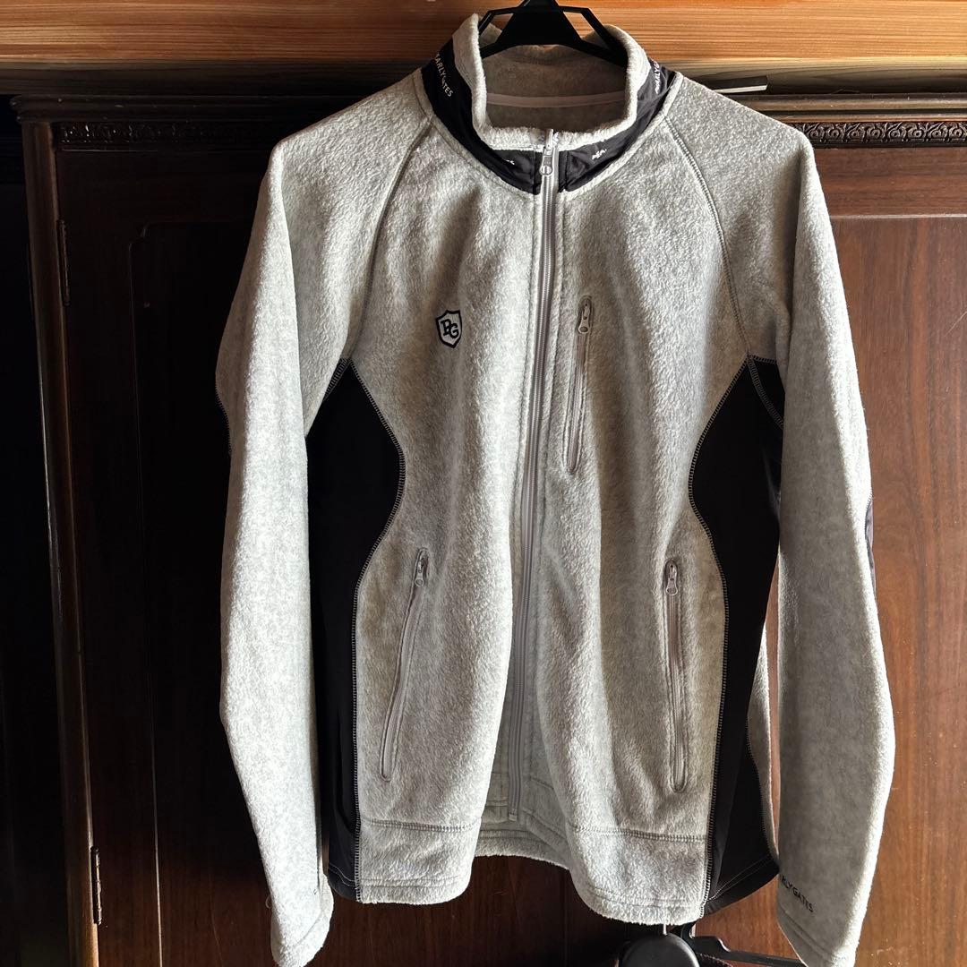 パーリーゲイツ FLATSTAY フリースジャケット グレー/黒