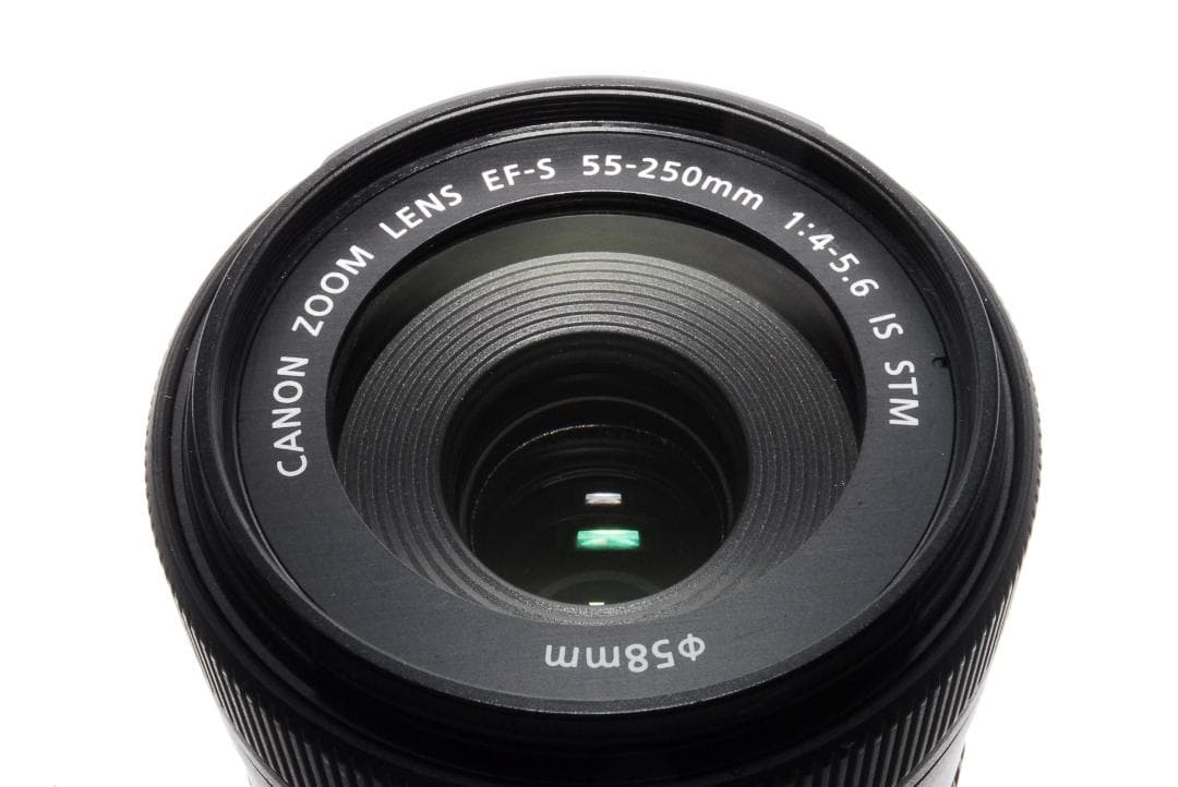 望遠レンズ Canon EF-S 55-250mm F4-5.6 IS STM