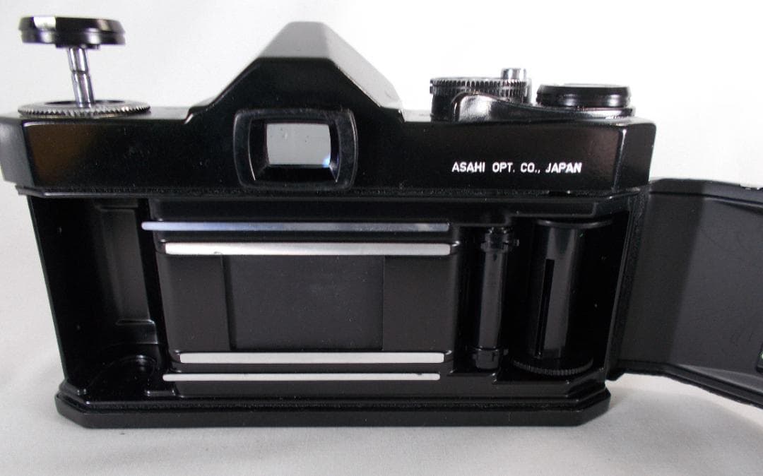 フィルムカメラ 整備済　Pentax SP　+ レンズ 28mm　U274