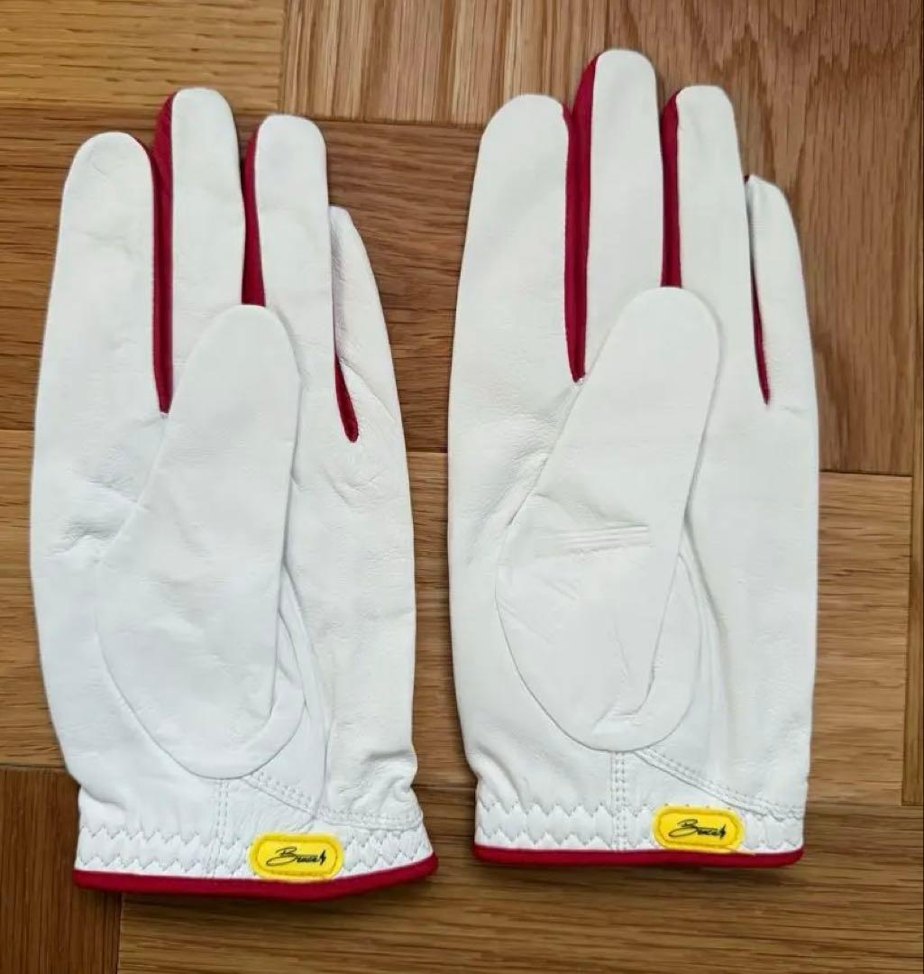 日本未入荷！　BRUCE BOLTのゴルフ用グローブ