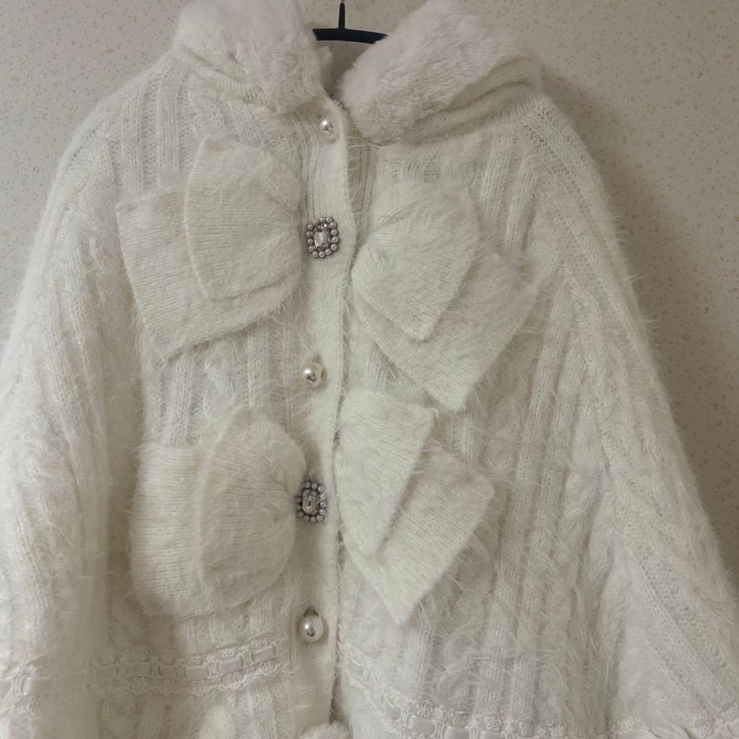 LIZLISA リズリサ　ポンチョ　白　ファー　リボン