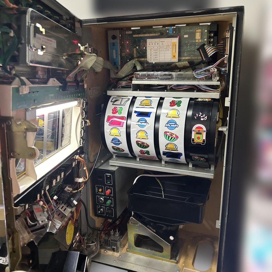 【引き取り限定】4号機 ハイパーラッシュ オートプレイ不要機付き