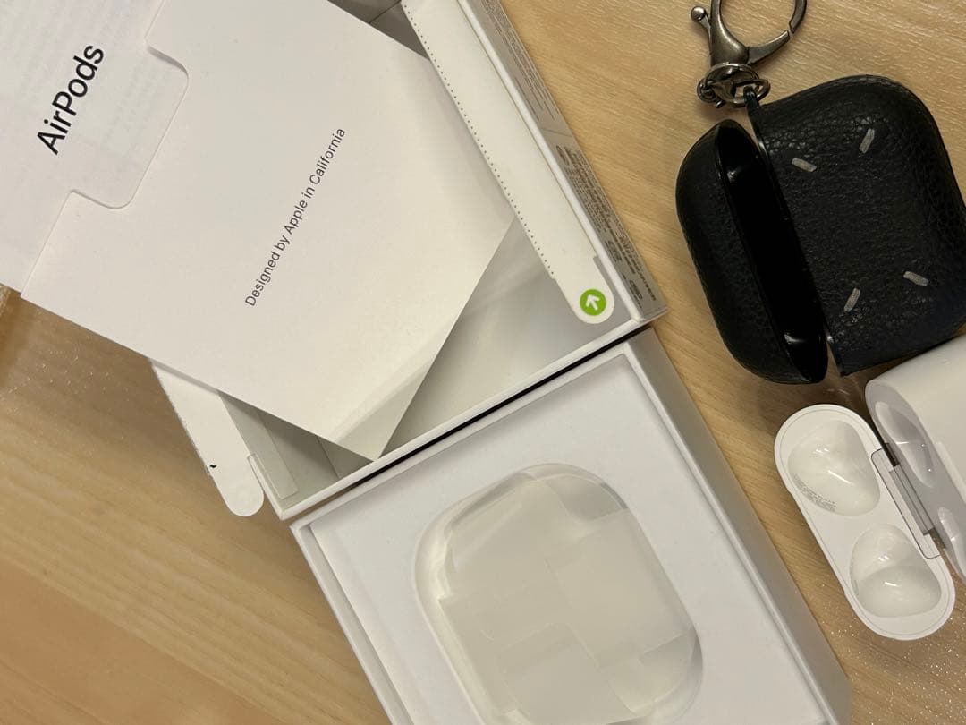 Apple AirPods 第3世代 A2564 正規品 マルジェラ風ケース付