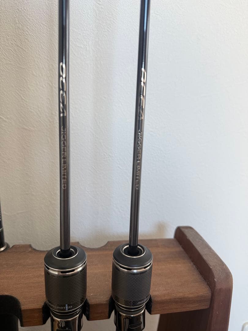 オシアジガーリミテッド　B62-1 .B62-2