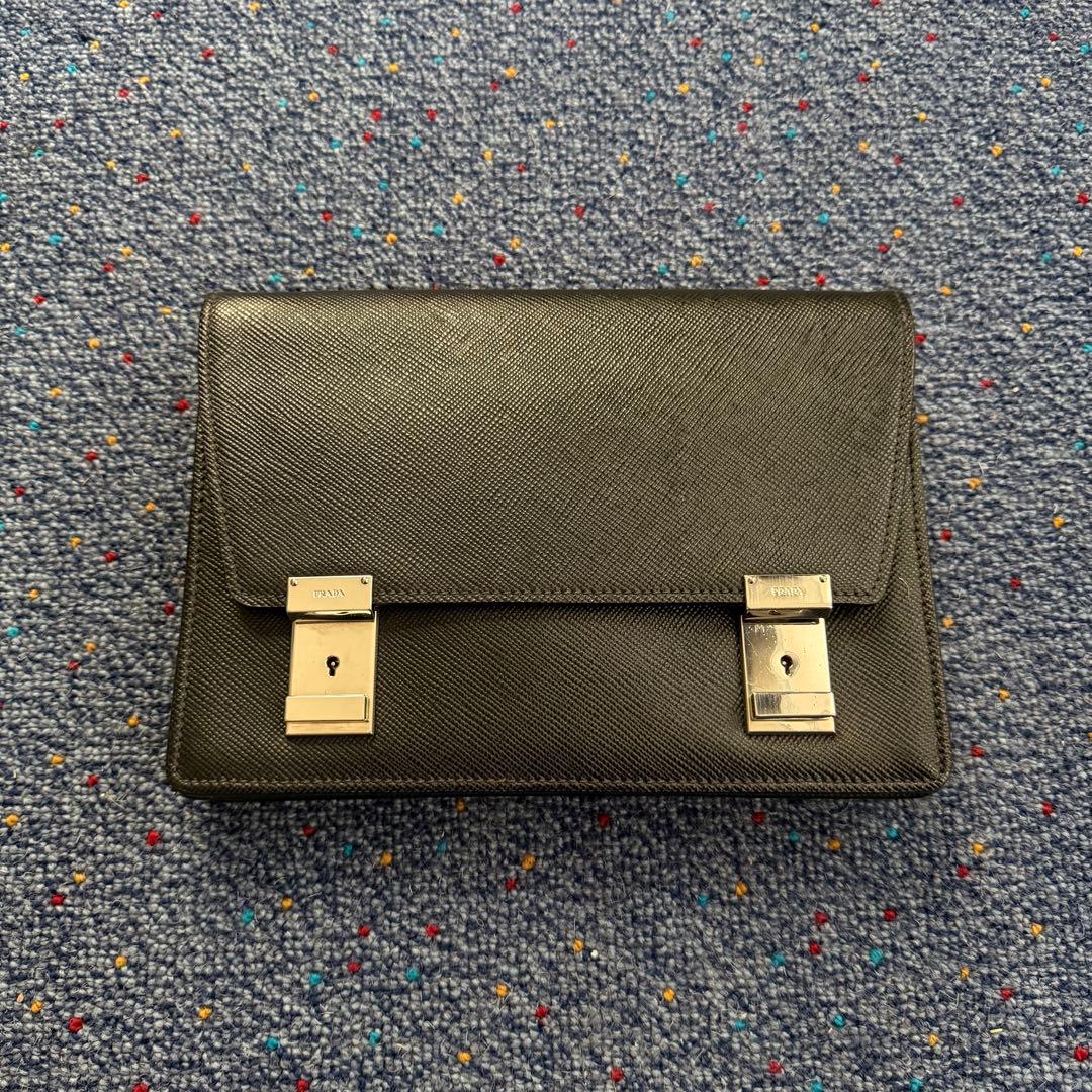 希少　PRADA プラダ レザー メッセンジャー ショルダーバッグ 3WAY