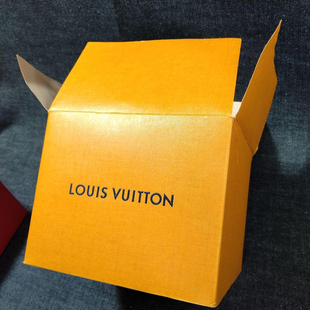 ☆未使用・ルイヴィトン パフュームドキャンドルRED 香りのろうそく 220g☆