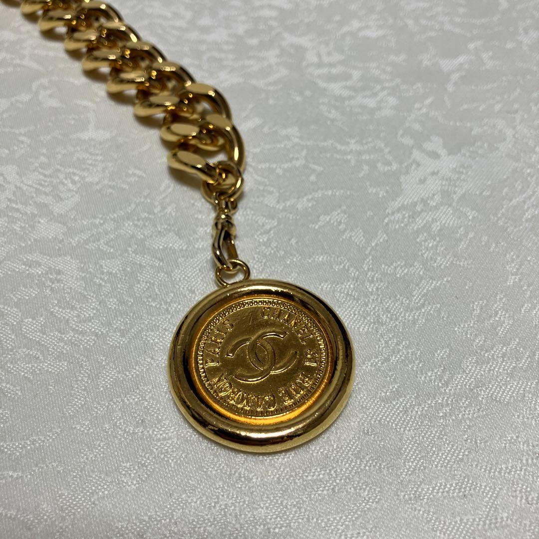 値下げしました　CHANEL ゴールドチェーンベルト