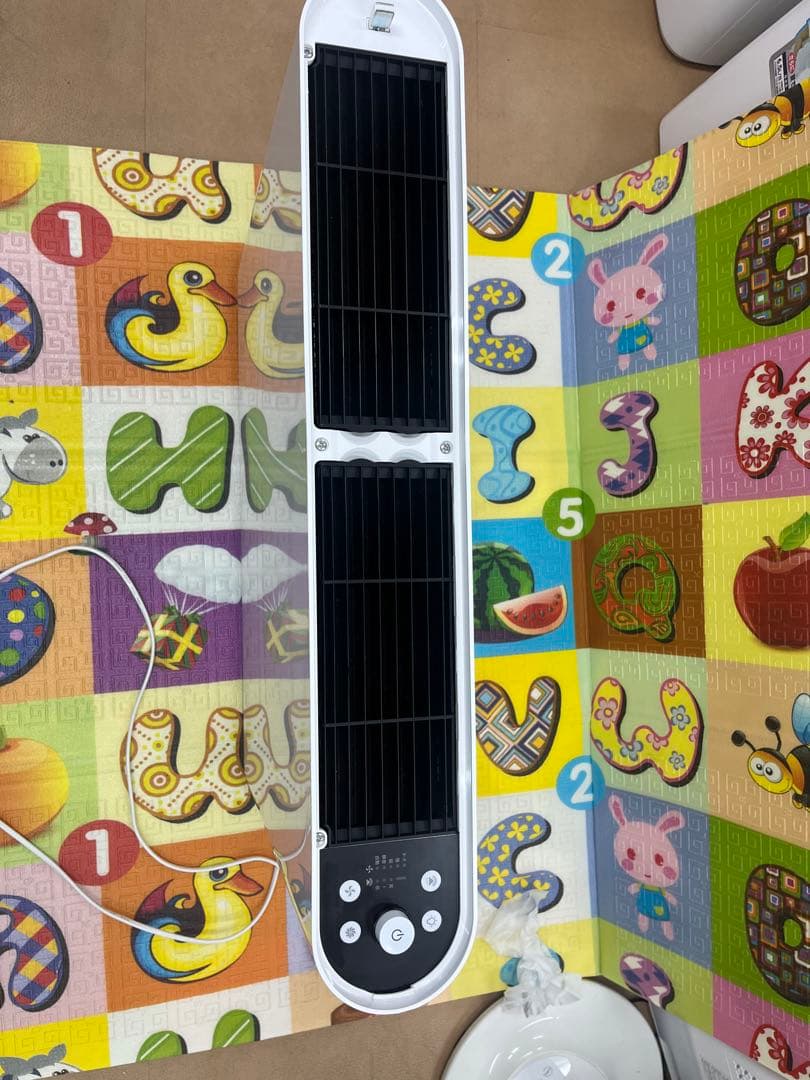 カルテック 光触媒 除菌・脱臭機KL-F01 60畳タイプ大空間用 床置き