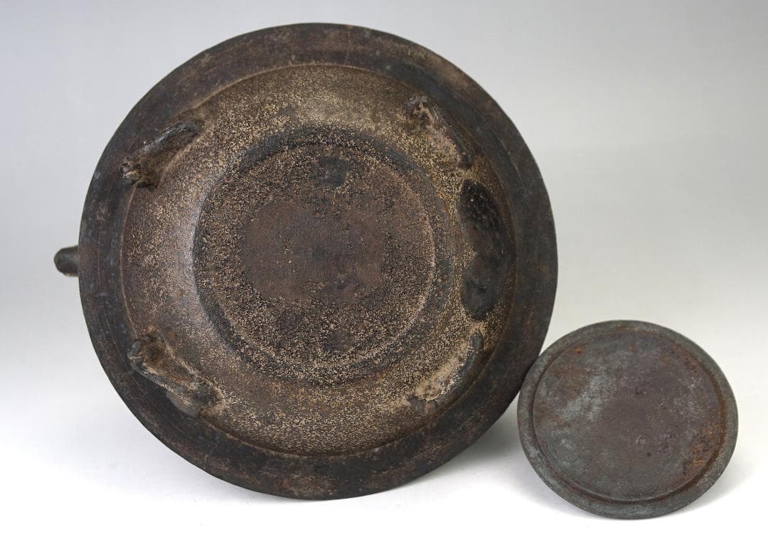 南部鉄瓶　狸　タヌキ 鉄瓶　　 煎茶道具 　検：龍文堂亀文堂金壽堂