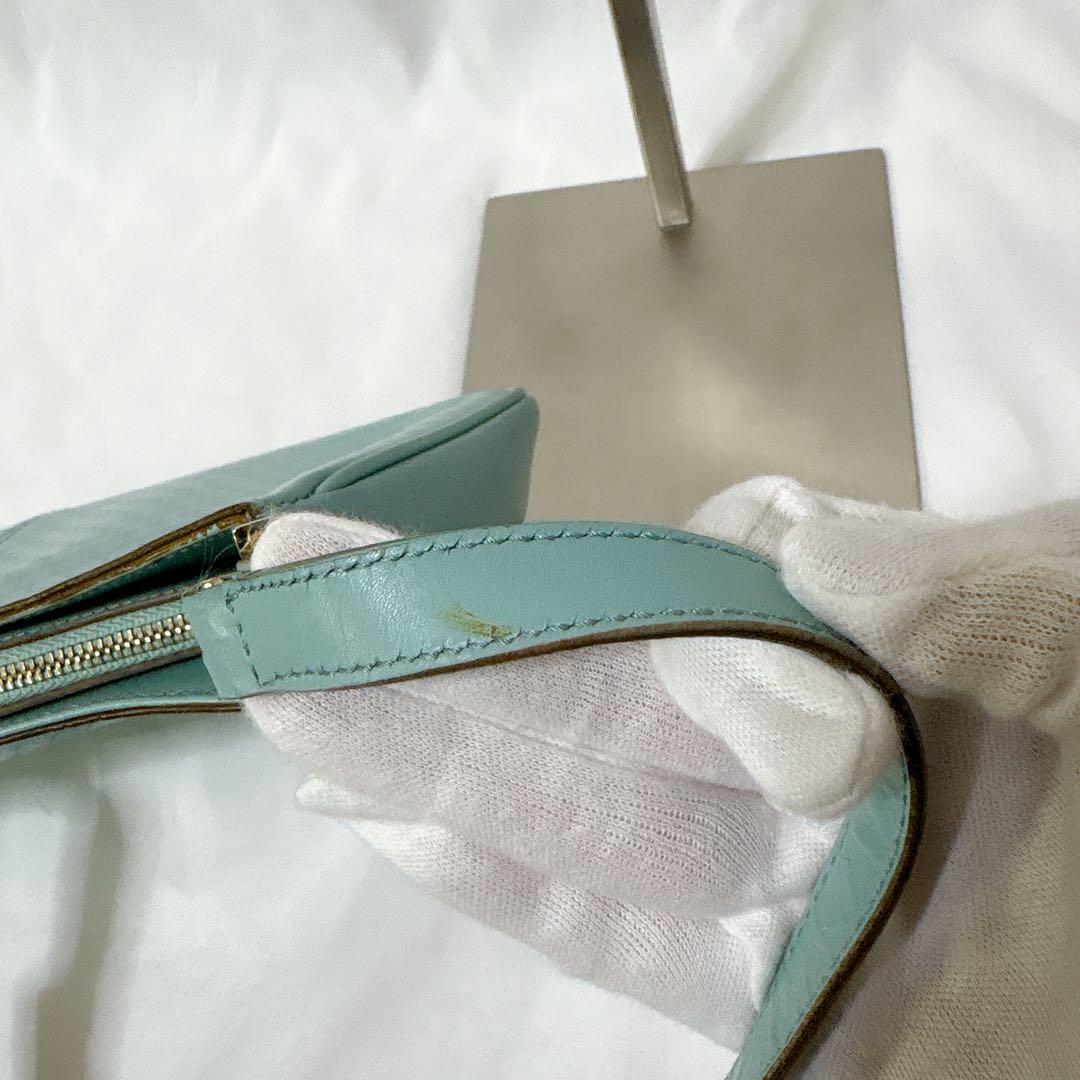 【希少】グッチ アクセサリーポーチ マイクロシマ レザー ブルー ワンショルダー