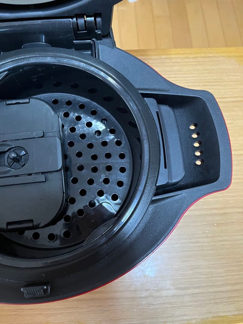 2021年製 水なし自動調理鍋 HEALSIO ヘルシオ KN-HW16F-R