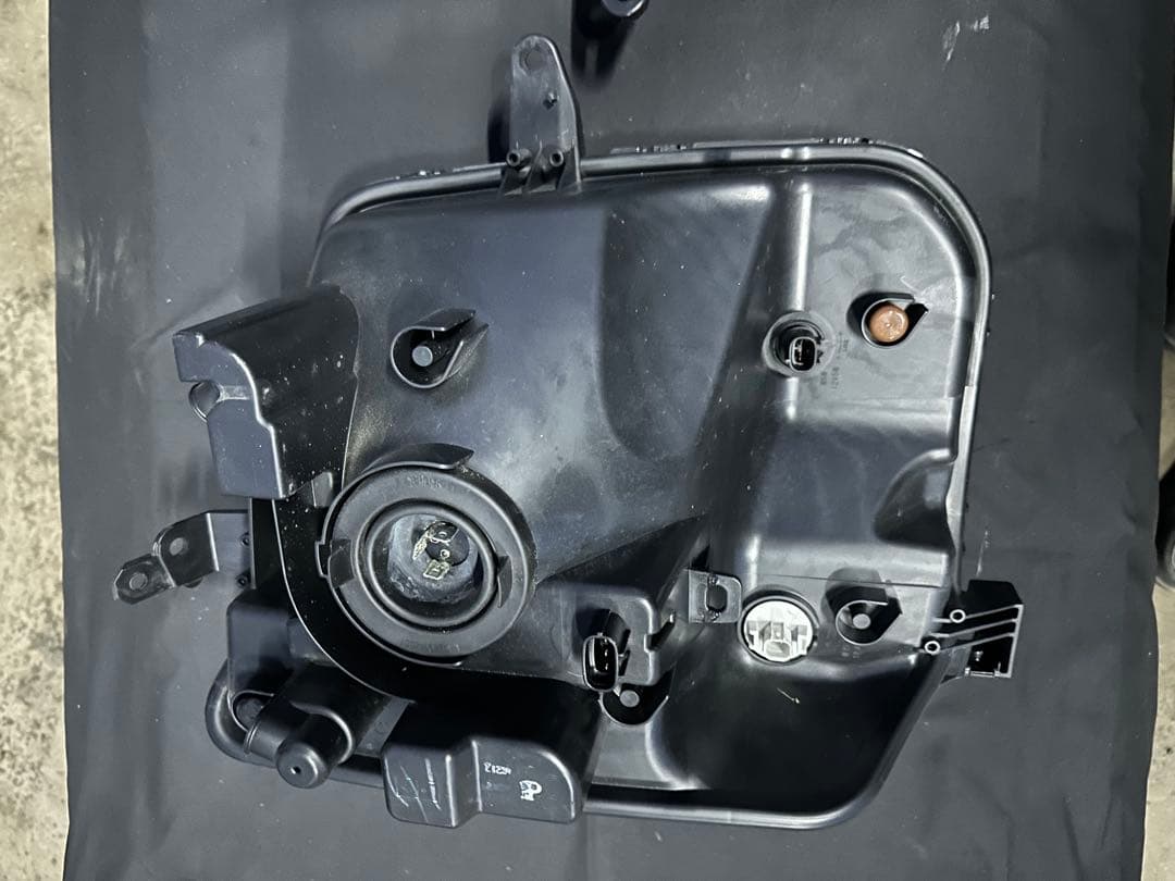 スズキ純正 DA17W DA17V ヘッドライト