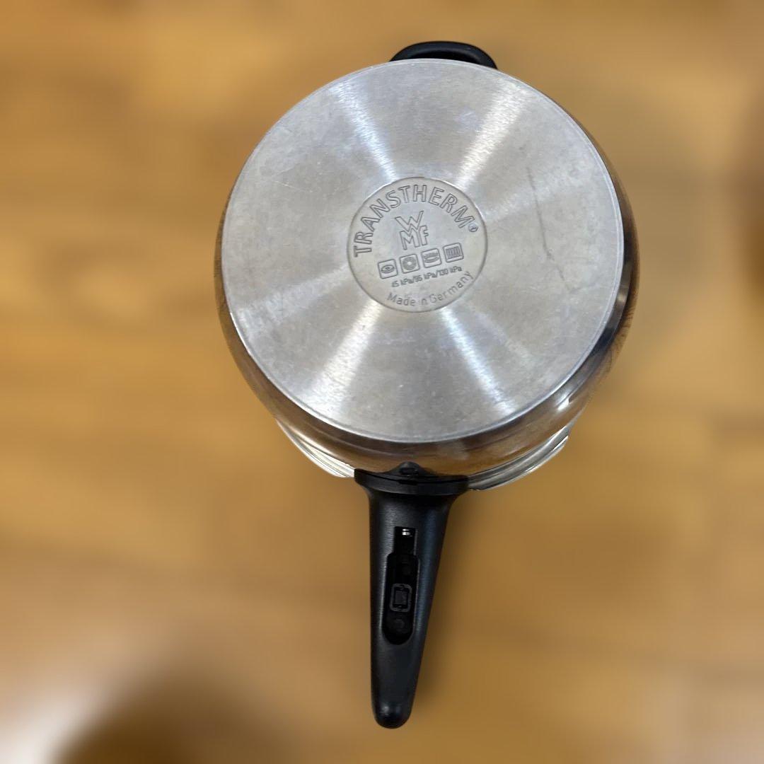 WMF (ヴェーエムエフ) パーフェクトS 圧力鍋 4.5L ドイツ製 レシピ本