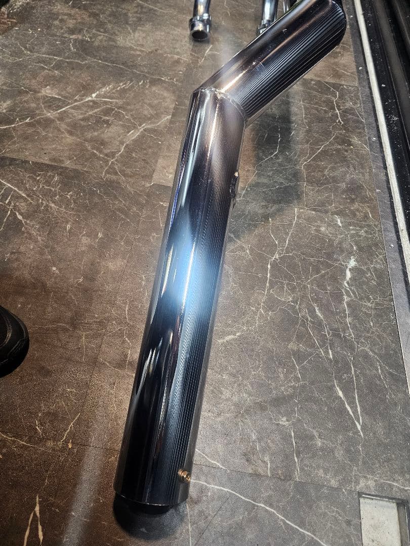 ☆ りゅう　☆　GT750　集合管マフラー