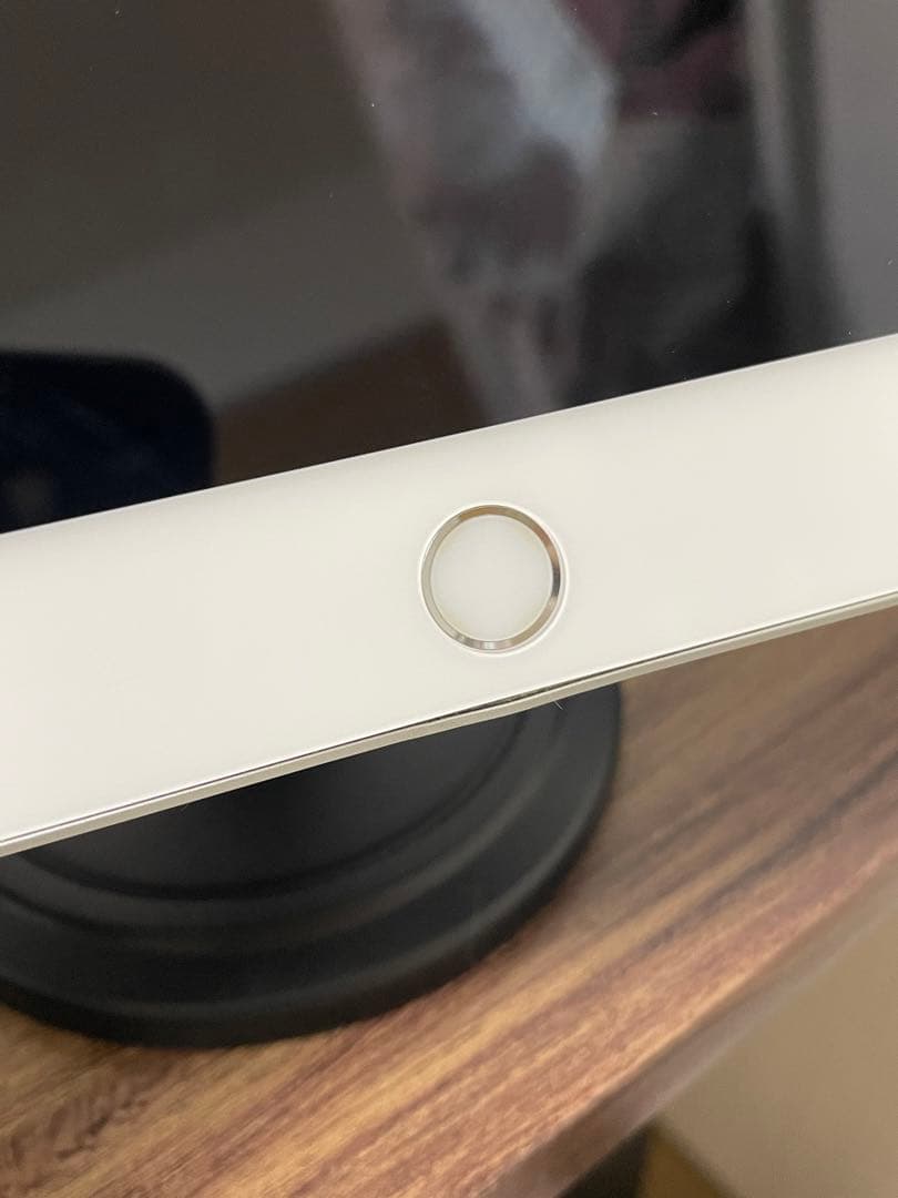 【即日発送】iPad(第7世代) シルバー 32GB