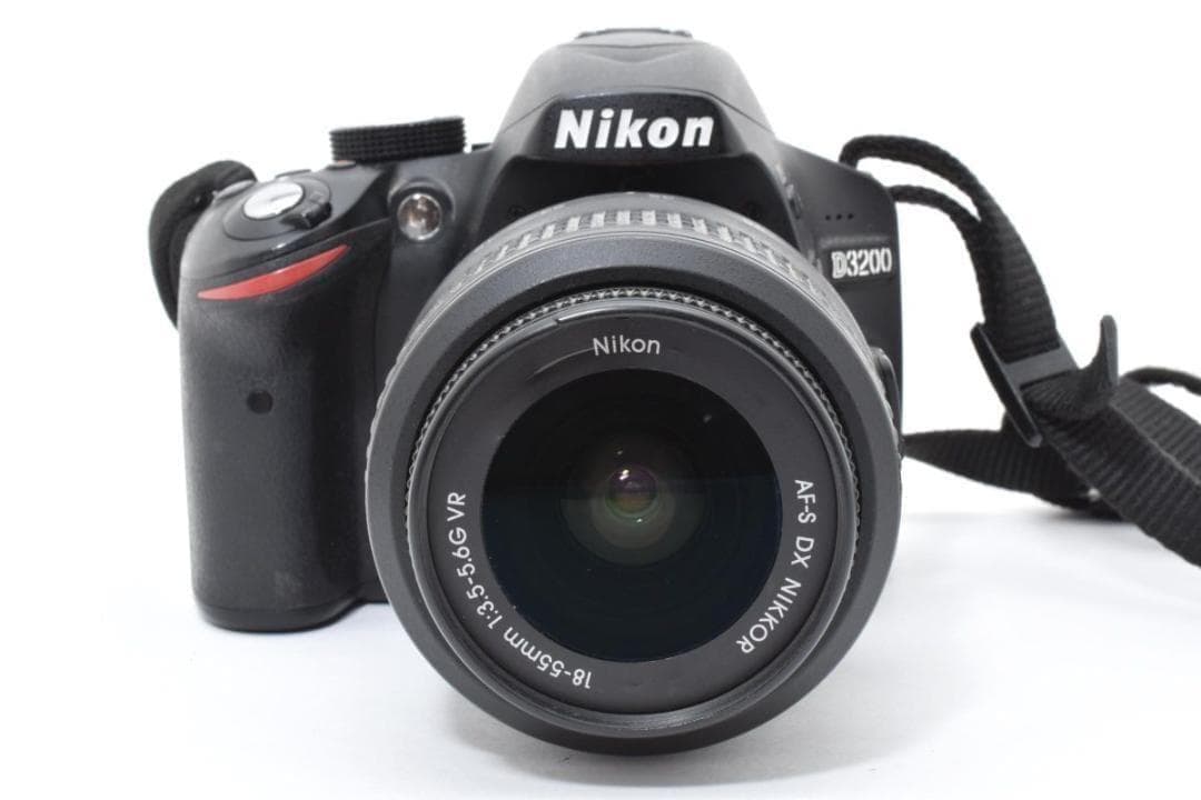 【箱付き】 Nikon ニコン D3200 レンズセット デジタル一眼カメラ