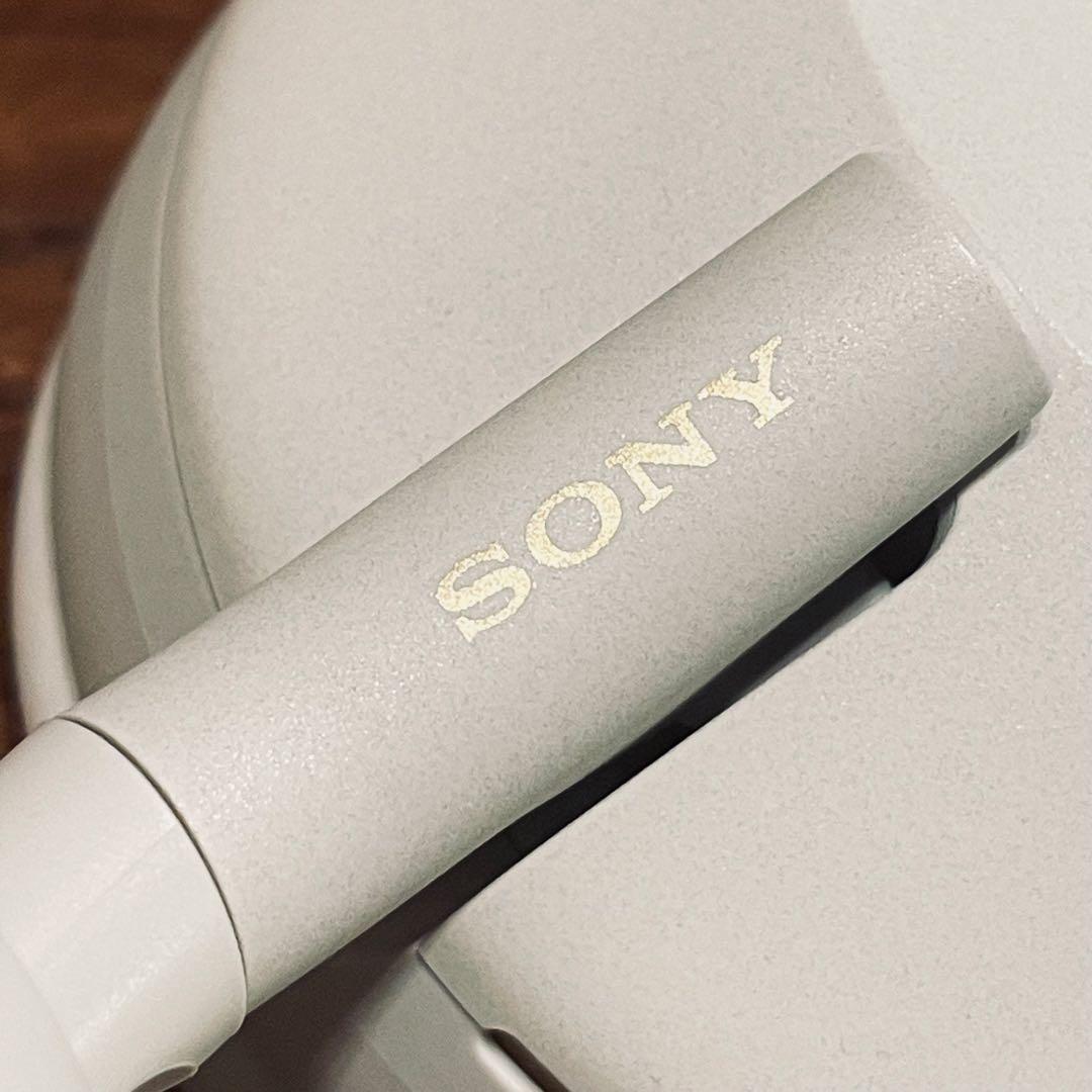 極美品 SONY WH-1000XM5 プラチナシルバー 完動品ノイキャン最高峰