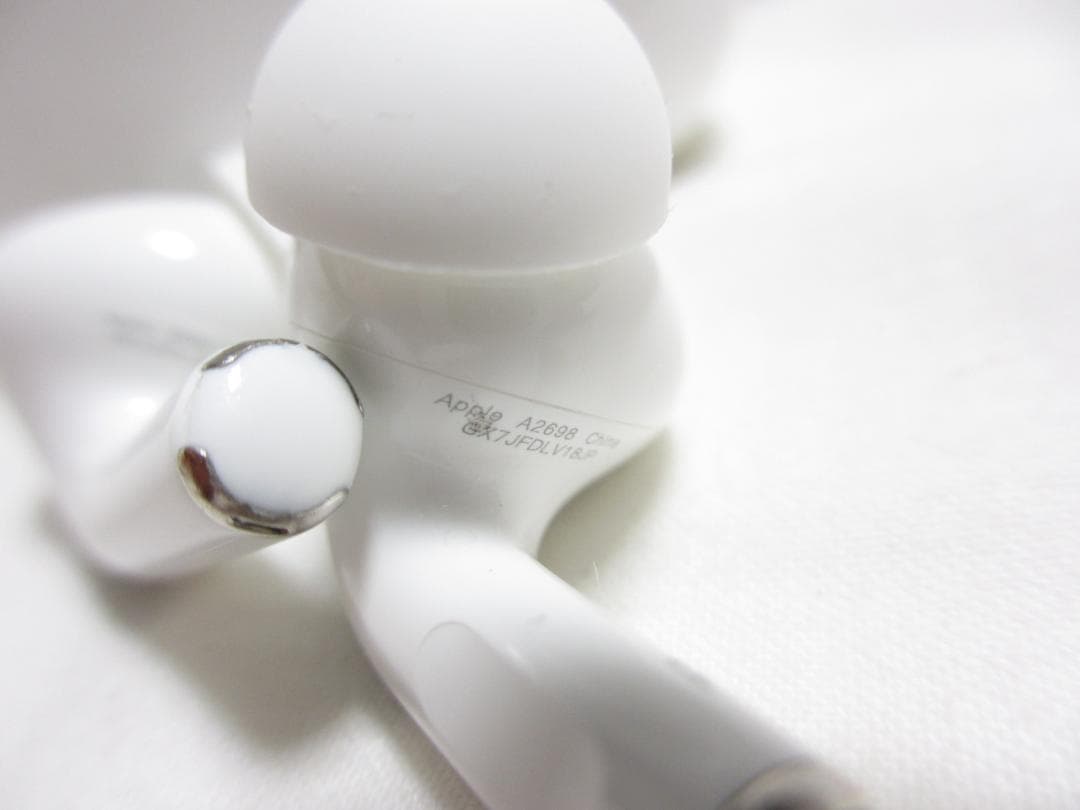 ★ Apple AirPods pro 第2世代A2698 ワイヤレスイヤホン