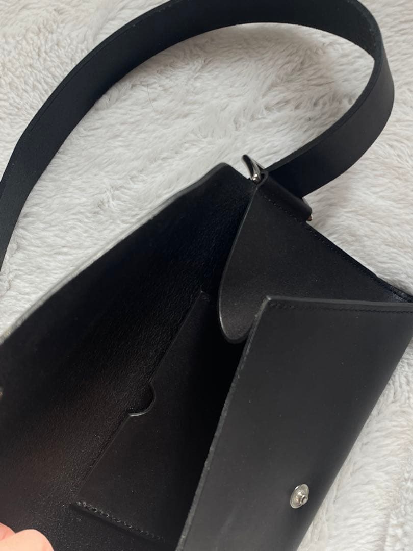 cos ボディバッグ　ウエストポーチ ブラック