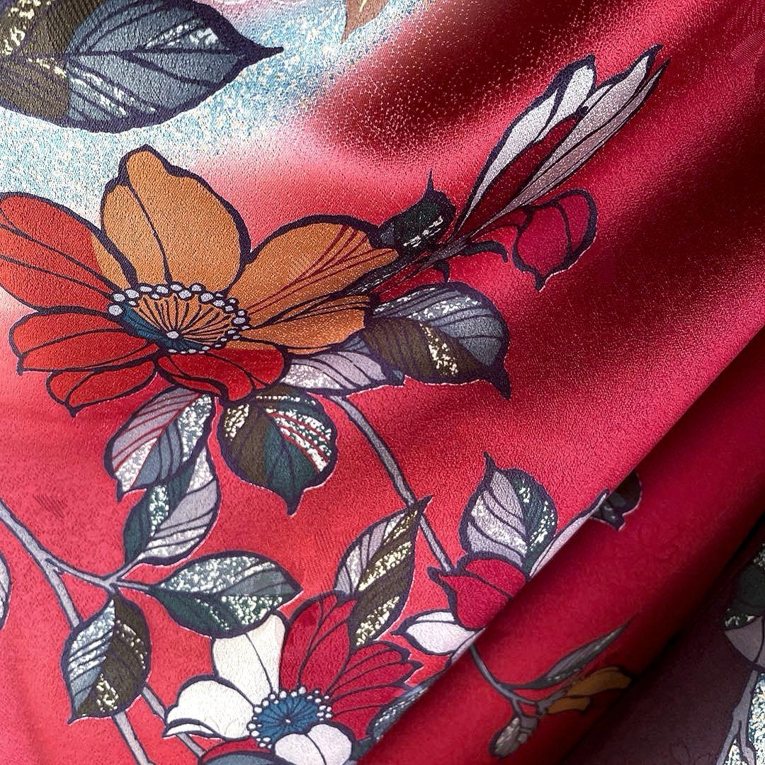 振袖フルセット　朱色手描き友禅　ブルーたたき染め　成人式振袖　振袖　染分け