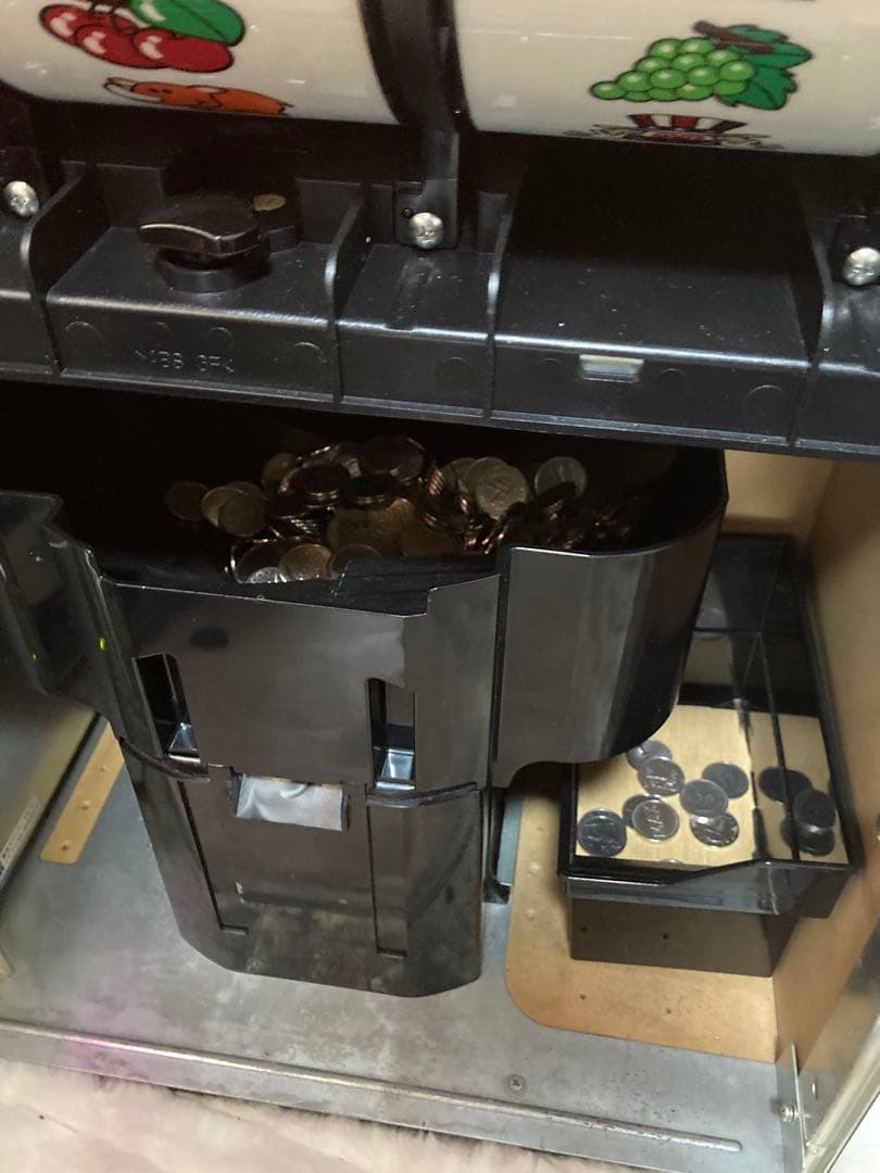 キッシュのUA ジャグラーガールズ 5号機パチスロ 実機